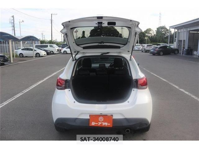 Mazda DEMIO 2015-07 8457375-15