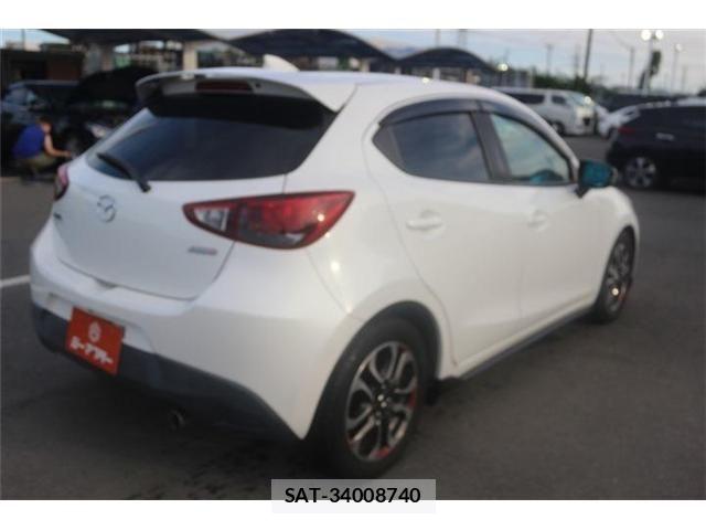 Mazda DEMIO 2015-07 8457375-2