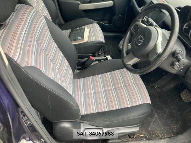 Mazda DEMIO 2012-07 8457383-11