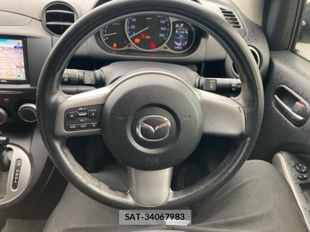 Mazda DEMIO 2012-07 8457383-15