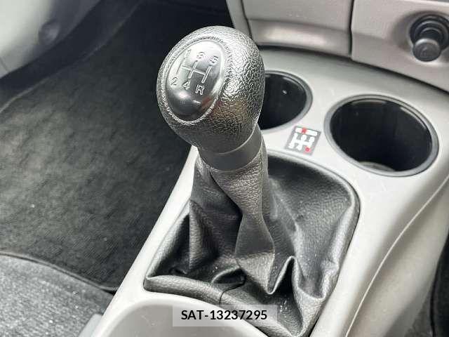 Mazda DEMIO 2005-08 8457377-5