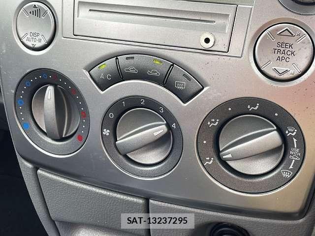 Mazda DEMIO 2005-08 8457377-7
