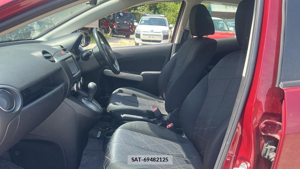 Mazda DEMIO 2013-07 7736749-10
