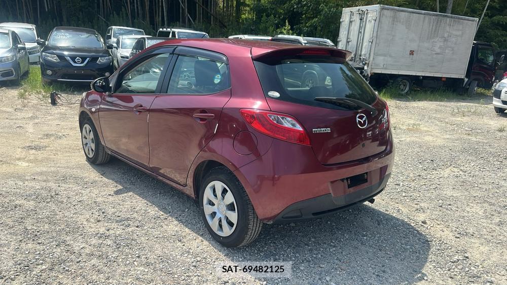 Mazda DEMIO 2013-07 7736749-2
