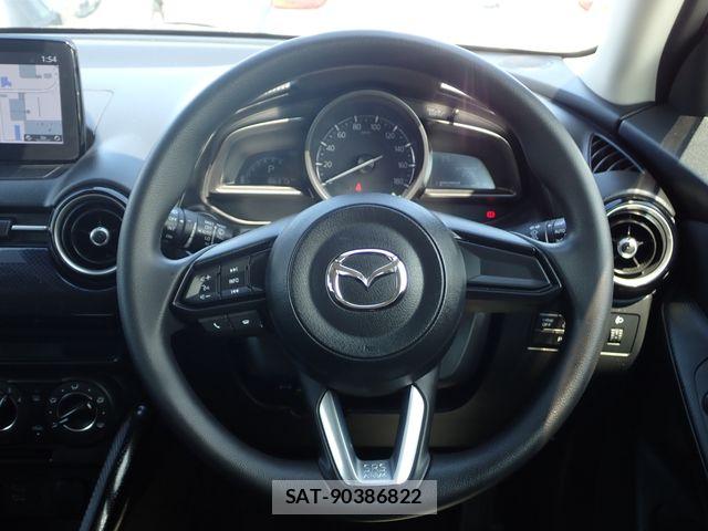 Mazda DEMIO 2019-12 8485307-4