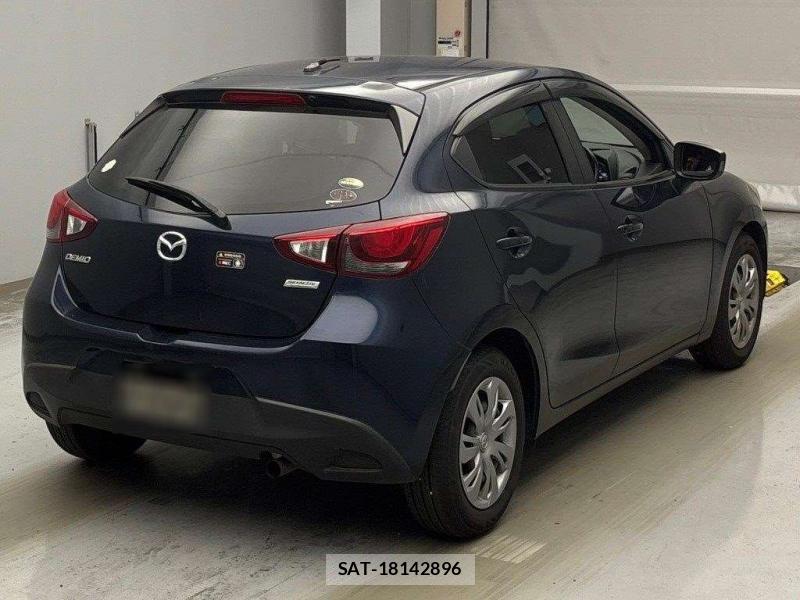 Mazda DEMIO 2016-05 8498628-1