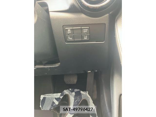 Mazda DEMIO 2016-04 8524436-11