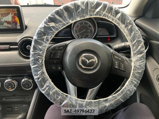 Mazda DEMIO 2016-04 8524436-12