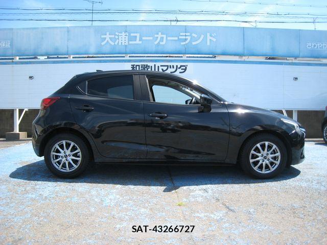 Mazda DEMIO 2016-02 8524431-11