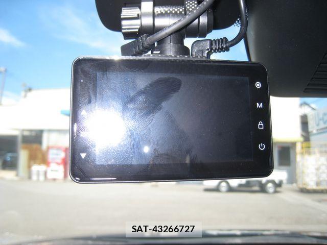 Mazda DEMIO 2016-02 8524431-20