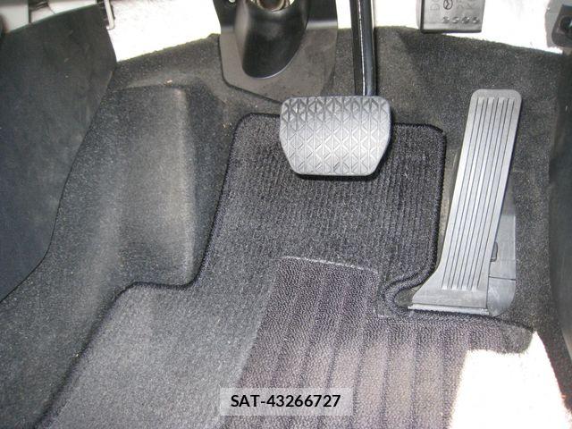 Mazda DEMIO 2016-02 8524431-24