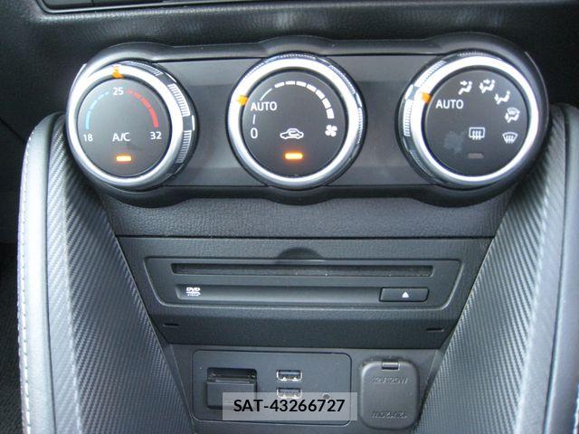 Mazda DEMIO 2016-02 8524431-5