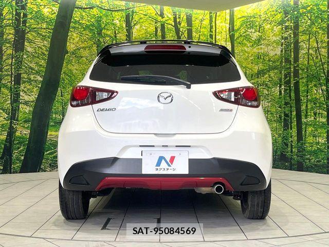 Mazda DEMIO 2015-04 8524432-14