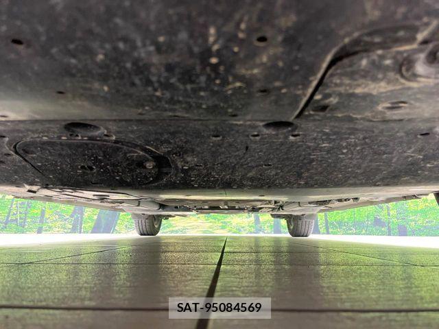 Mazda DEMIO 2015-04 8524432-18