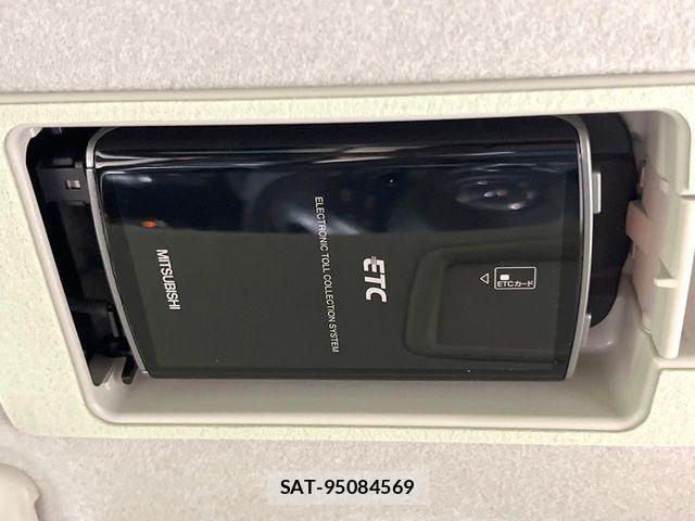 Mazda DEMIO 2015-04 8524432-4
