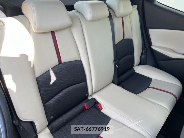 Mazda DEMIO 2015-01 8524434-9