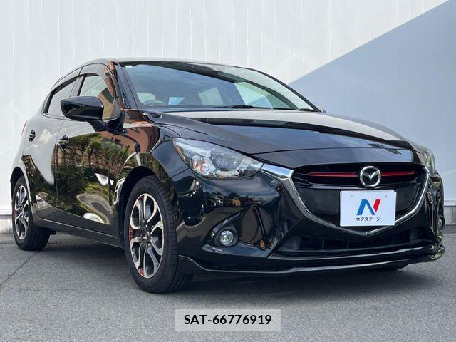 Mazda DEMIO 2015-01 8524434-16