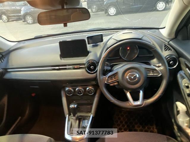 Mazda DEMIO 2017-06 8524435-10