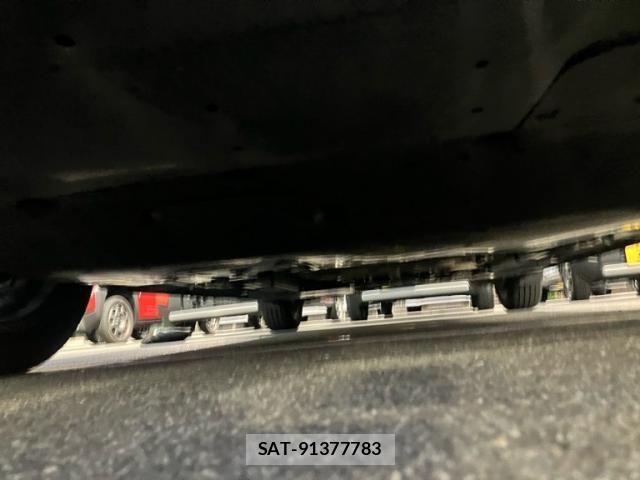 Mazda DEMIO 2017-06 8524435-23