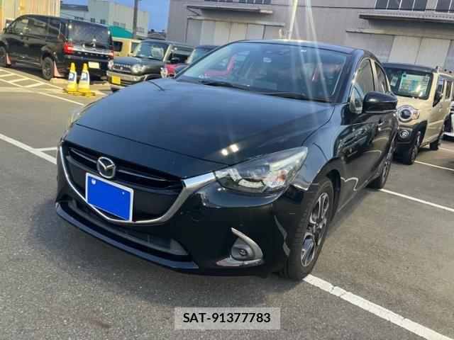 Mazda DEMIO 2017-06 8524435-2