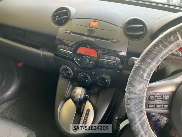 Mazda DEMIO 2011-08 8524439-10