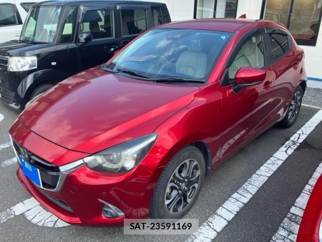 Mazda DEMIO 2018-08 8524437-2
