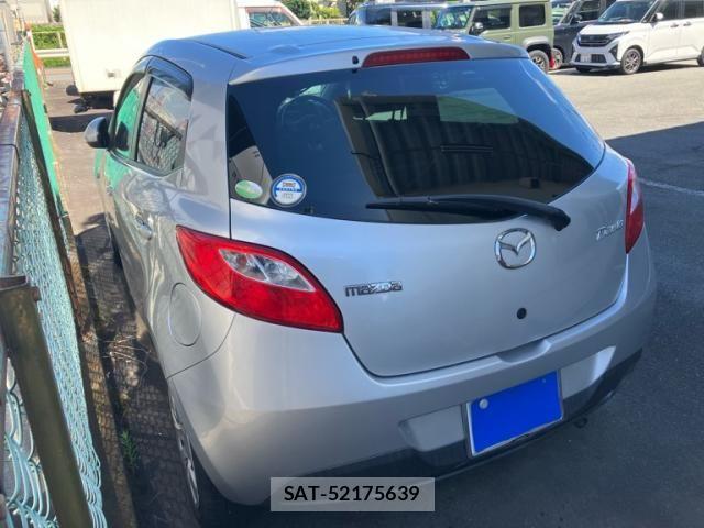 Mazda DEMIO 2010-06 8524441-2