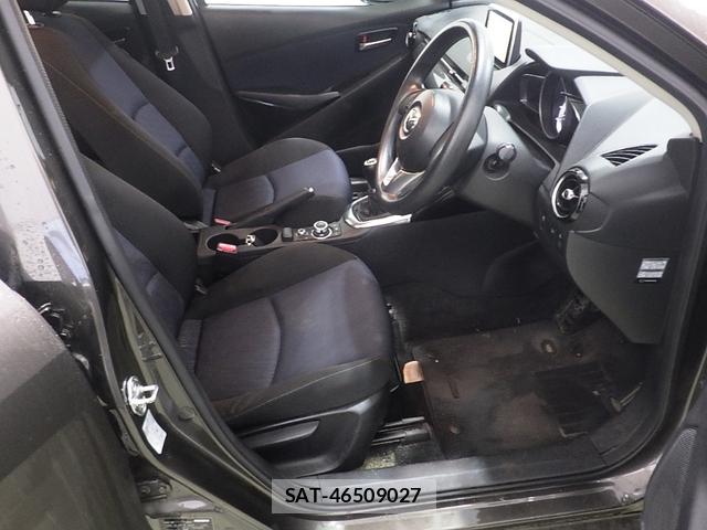 Mazda DEMIO 2016-07 8523199-4