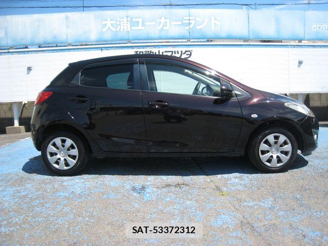 Mazda DEMIO 2012-05 8524438-12