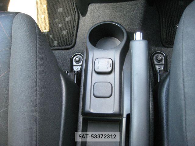 Mazda DEMIO 2012-05 8524438-20