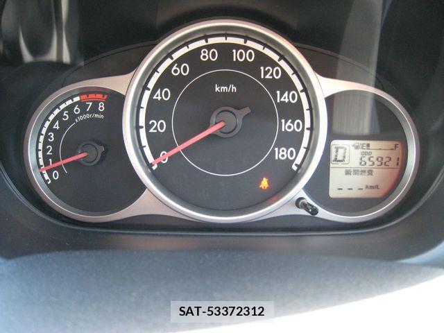 Mazda DEMIO 2012-05 8524438-3