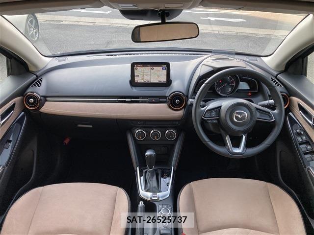 Mazda DEMIO 2018-02 8561703-4