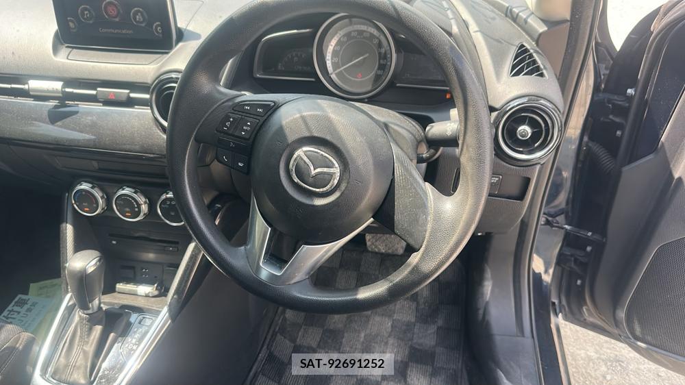 Mazda DEMIO 2015-02 8449310-14