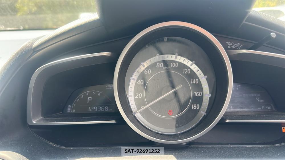 Mazda DEMIO 2015-02 8449310-15