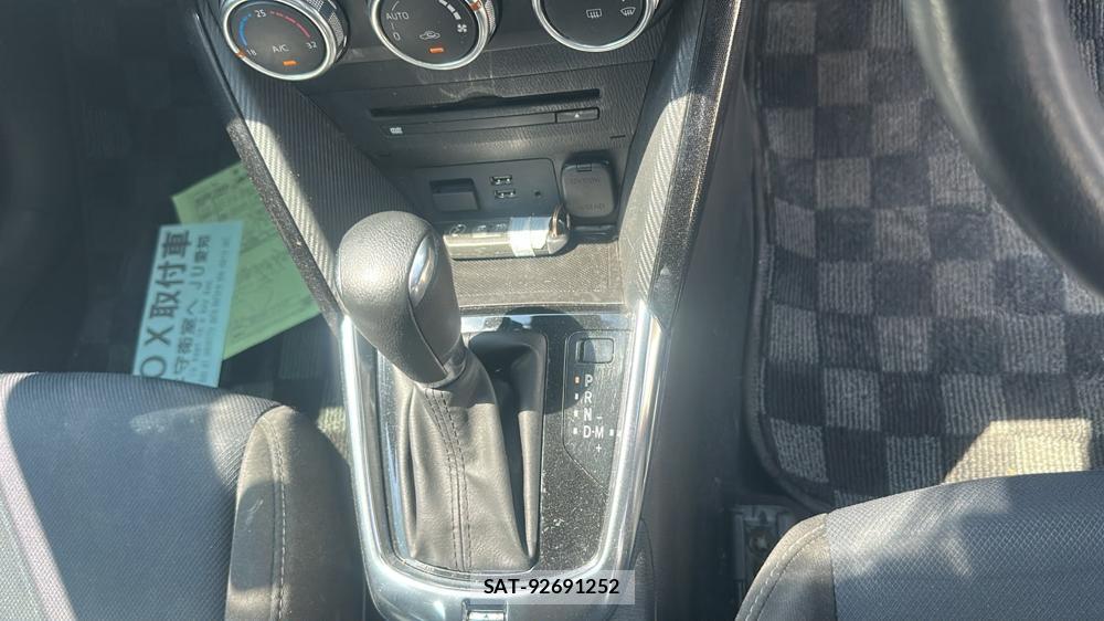 Mazda DEMIO 2015-02 8449310-17