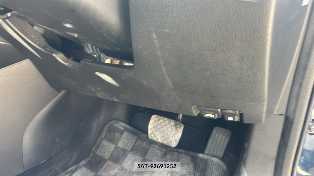 Mazda DEMIO 2015-02 8449310-20