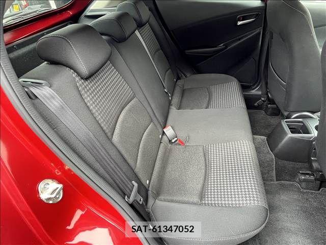Mazda DEMIO 2018-01 8561706-13