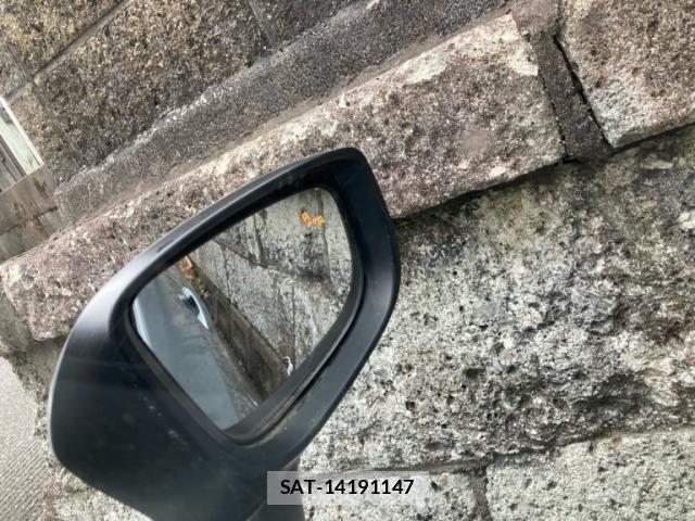 Mazda DEMIO 2018-03 8561705-14