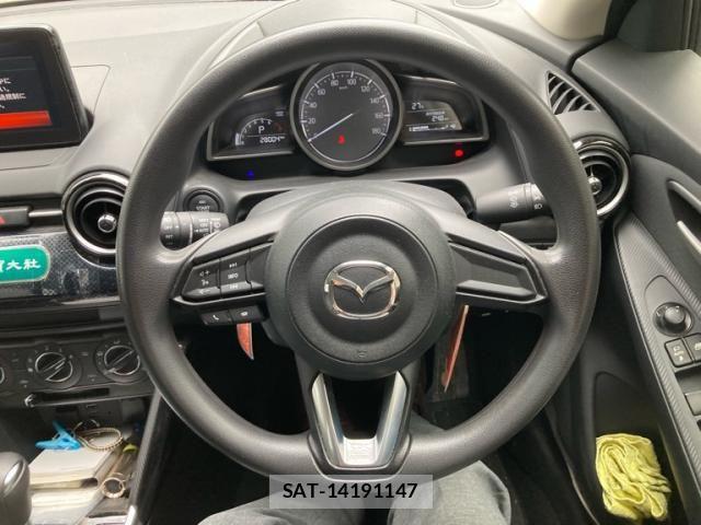 Mazda DEMIO 2018-03 8561705-15