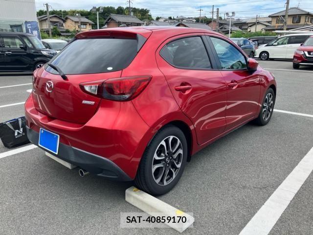 Mazda DEMIO 2014-11 8561709-4