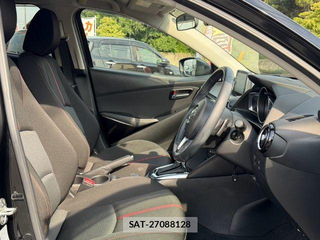 Mazda DEMIO 2015-07 8561712-24