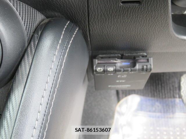 Mazda DEMIO 2017-12 8561707-18
