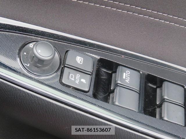 Mazda DEMIO 2017-12 8561707-19