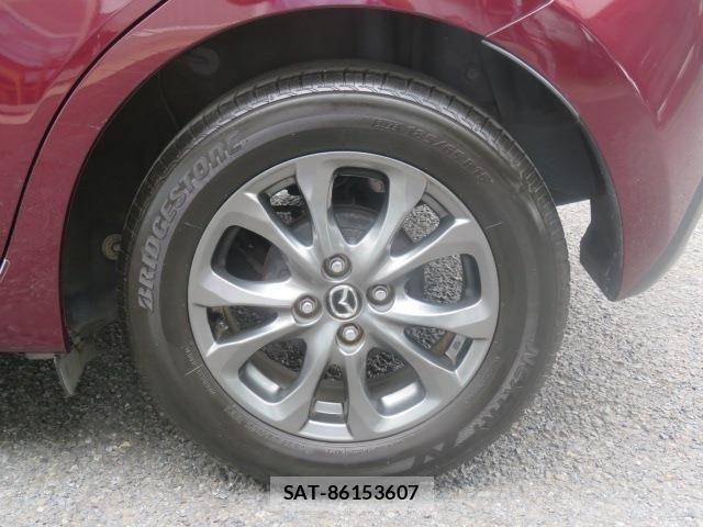 Mazda DEMIO 2017-12 8561707-23