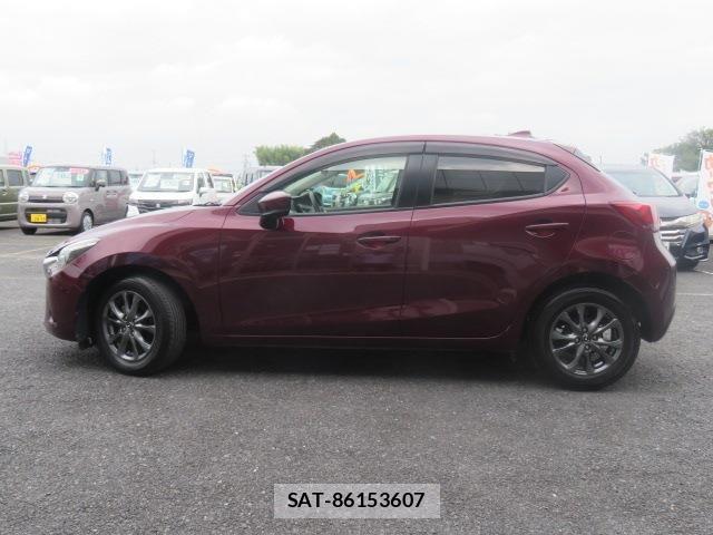 Mazda DEMIO 2017-12 8561707-5