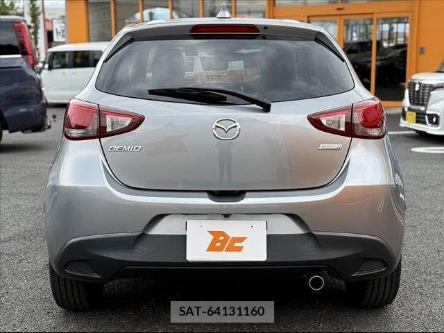 Mazda DEMIO 2016-03 8561704-13