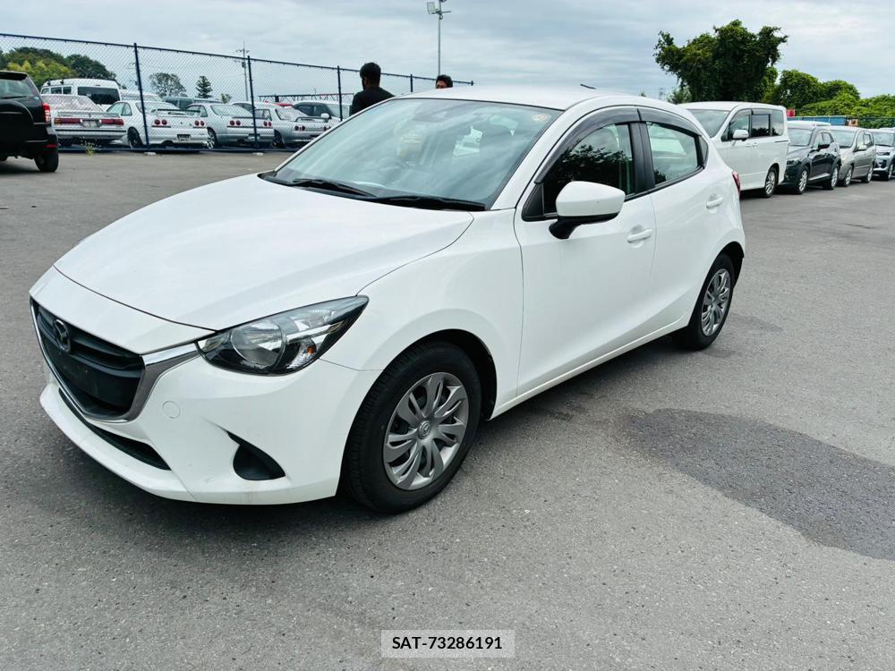 Mazda DEMIO 2019-06 8427873-0