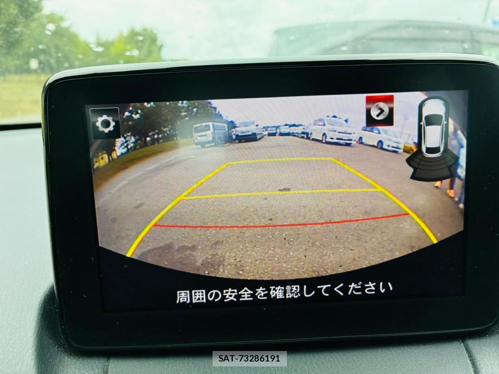 Mazda DEMIO 2019-06 8427873-18