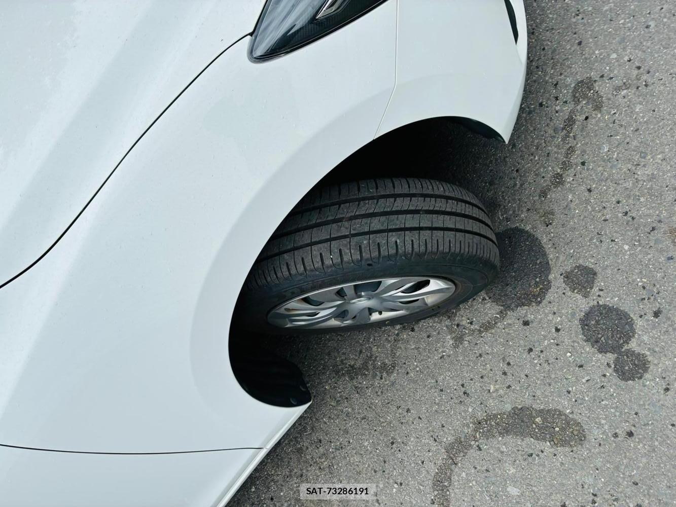 Mazda DEMIO 2019-06 8427873-31