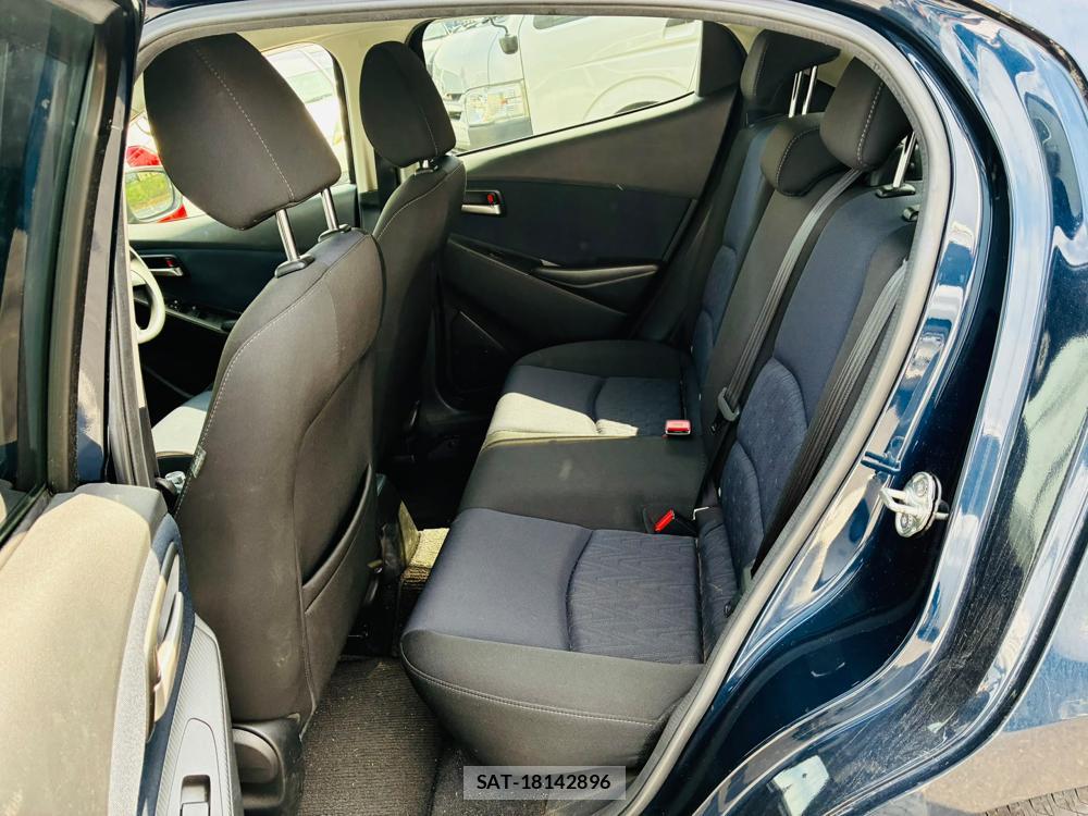 Mazda DEMIO 2016-05 8498628-9